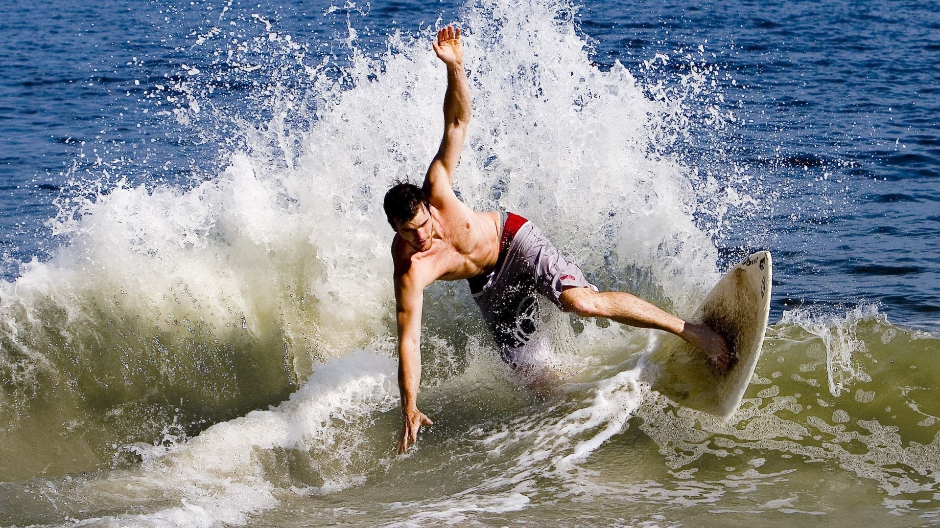 残奥会中国体育健儿斩获多金牌，残奥会项目视频