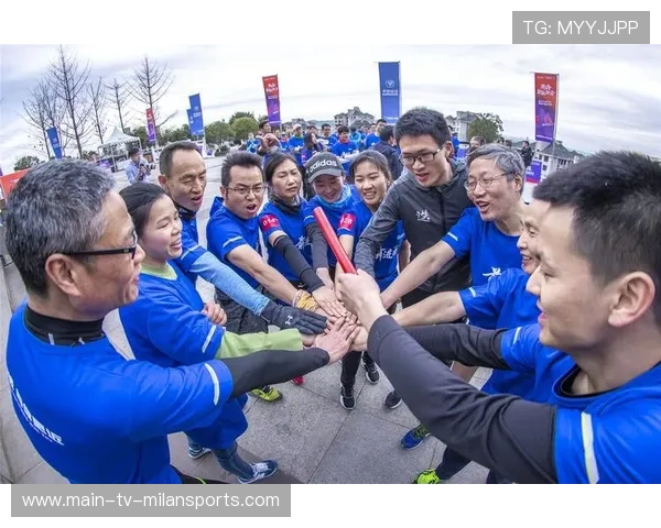 马拉松训练营展开专项拉练，参训选手适应良好