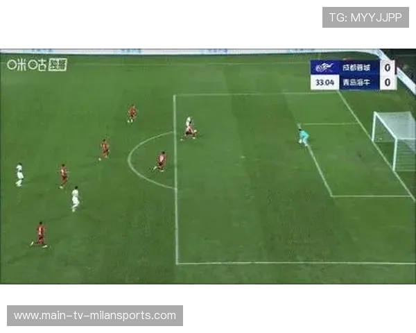 成都蓉城亚历斯祖禁区前沿封堵,直接挡下关键射门 成都蓉城亚历斯祖禁区前沿封堵,直接挡下关键射门